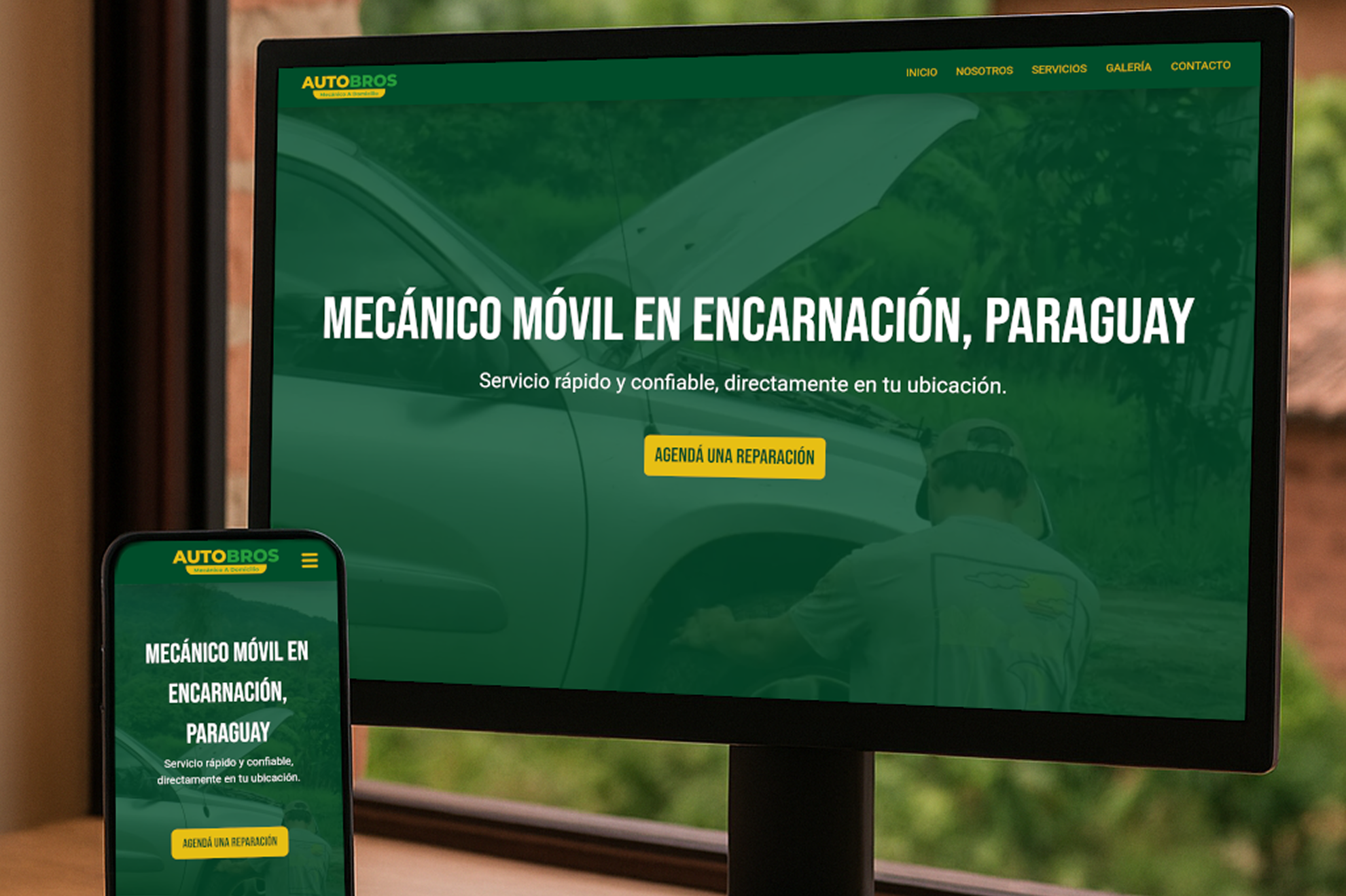 Website homepage for AutoBros showing a mobile mechanic service in Encarnación, Paraguay, displayed on a desktop monitor and smartphone.